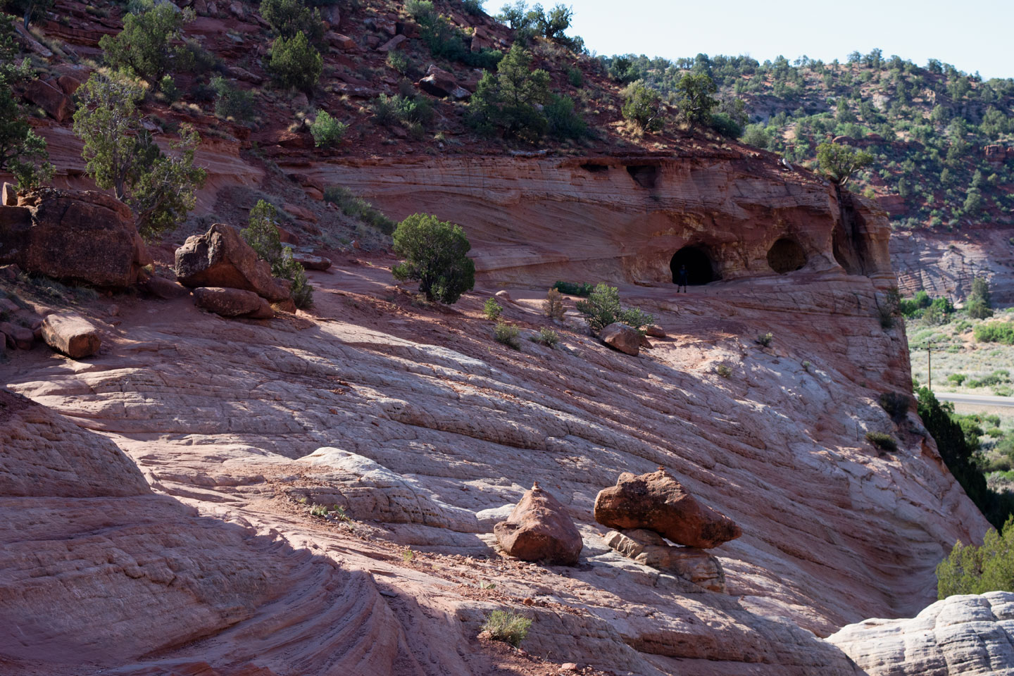 sand caves from road