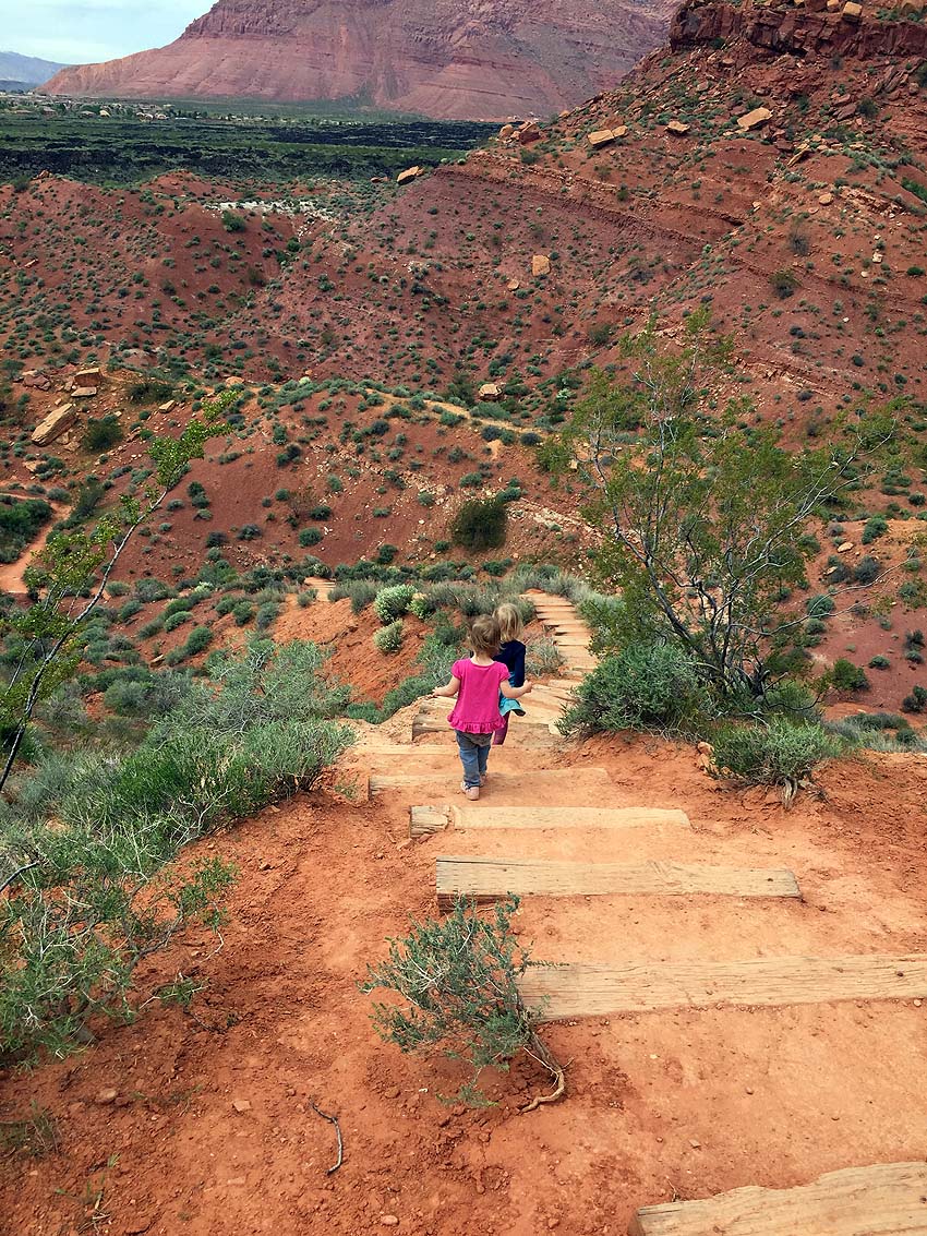 snow canyon trail